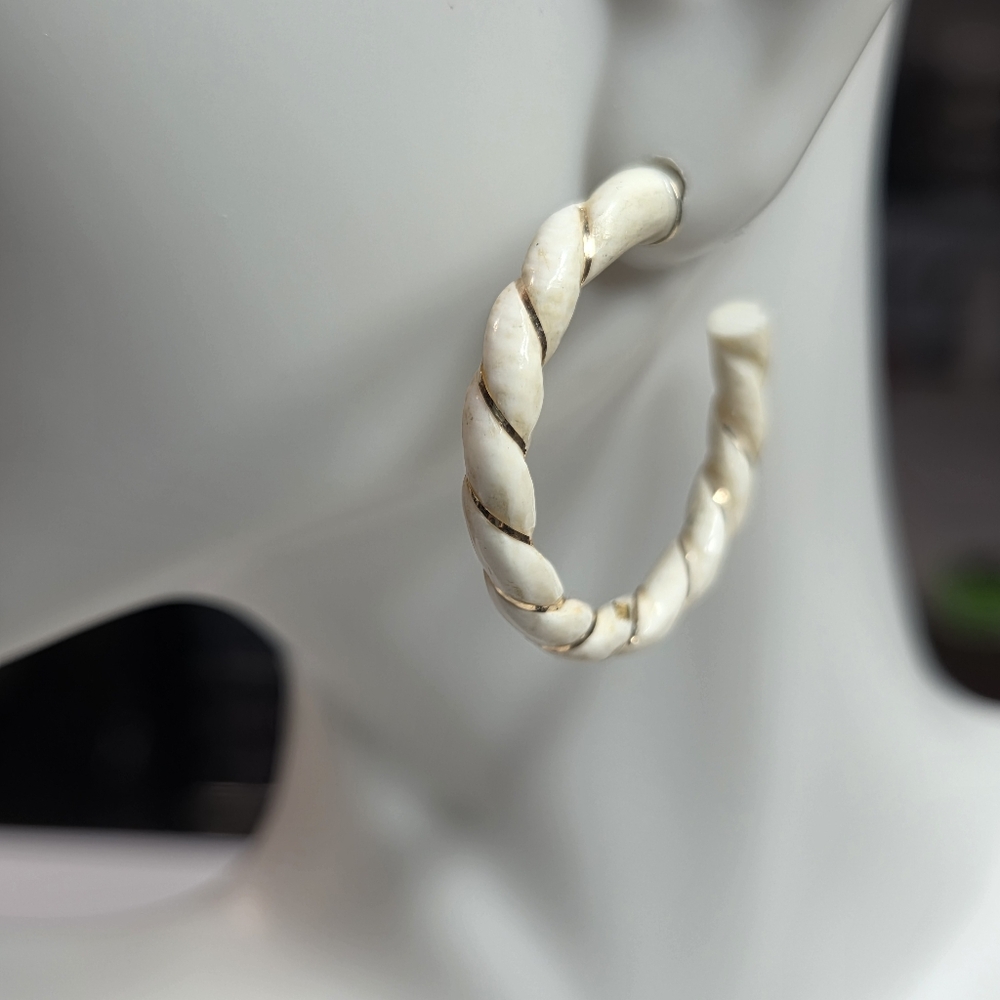 14k inlay threaded hoop bone carved pierced earrings 1in shrimp style elegant